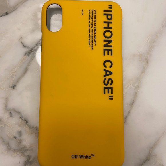 Off-White Accessories - Off-White XS Max Cover